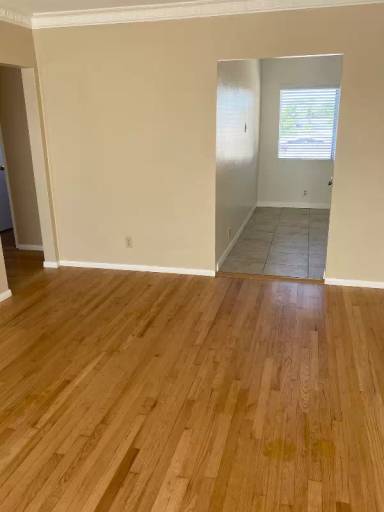 Main picture of 8517 Rose St