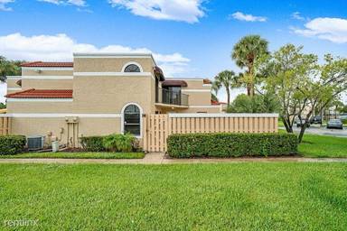Main picture of 3650 Village Dr