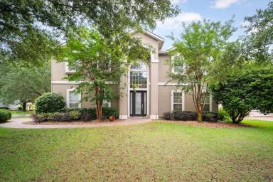 Main picture of 7813 Mount Ranier Dr