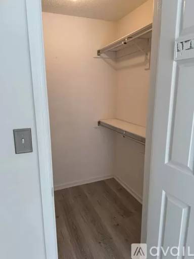Main picture of 9564 Cannoneer Ct