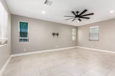 Main picture of 4046 S 58th Ln