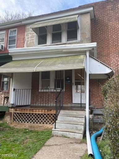 Main picture of 1412 W 9th St
