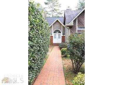 Main picture of 5059 Highland Hills Ct