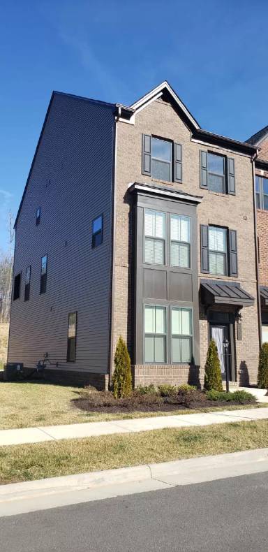 Main picture of 2213 Cantina Ln
