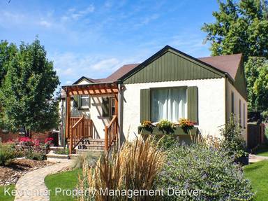 Main picture of 2727 N Raleigh St