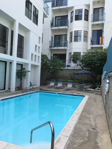 Main picture of 3450 3rd Ave