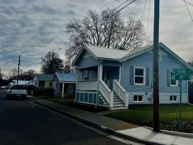 Main picture of 1904 SE Byers Pl