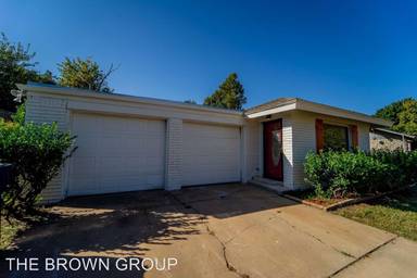 Main picture of 2208 NW 115th St