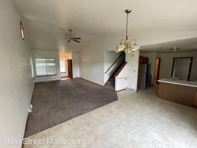 Main picture of 333 Desplaine Rd