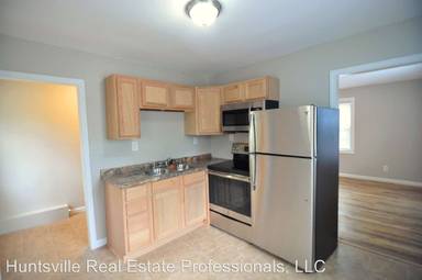 Main picture of 202 Richmond Dr NW