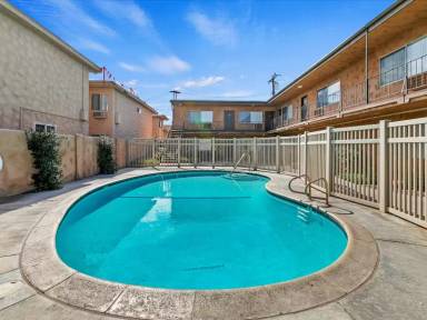 Main picture of 16229 Woodruff Ave