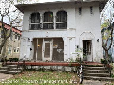 Main picture of 2434 Palmer Ave