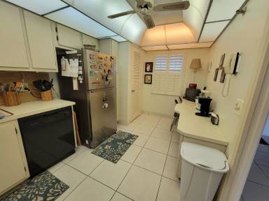 Main picture of 3510 Oaks Way