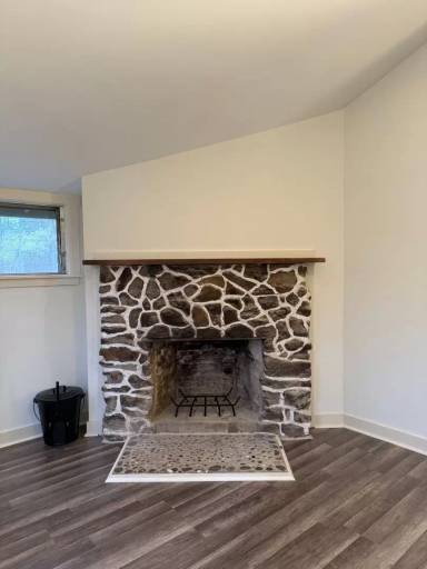 Main picture of 598 Lonely Cottage Rd