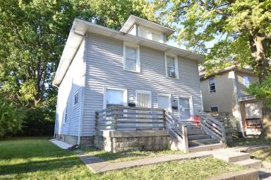 Main picture of 2406 E 11th St