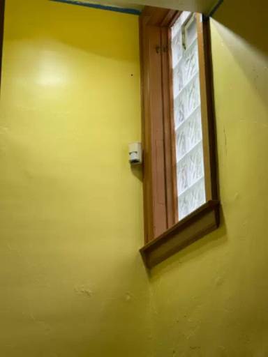 Main picture of 16134 Lawton St