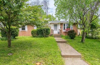 Main picture of 1010 N Orris Dr