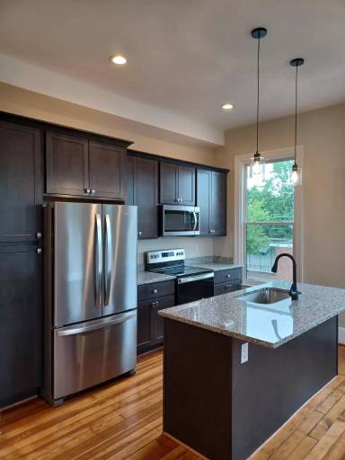 Main picture of 903 S Loudoun St