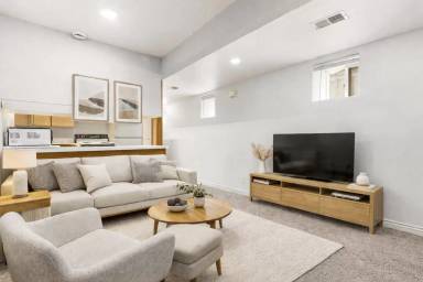 Main picture of 718 19 St