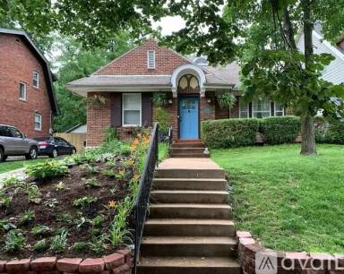 Main picture of 7441 Teasdale Ave