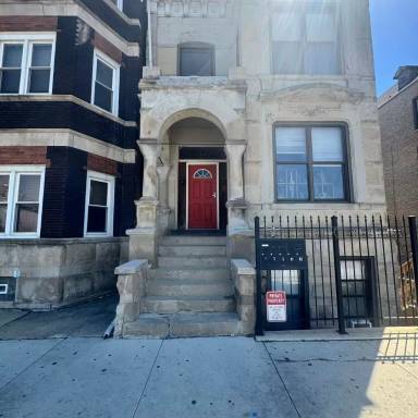 Main picture of 2139 S Western Ave