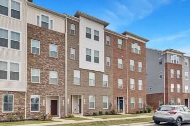Main picture of 116 Lawndale Dr
