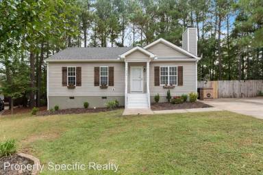 Main picture of 903 Hollins Ct