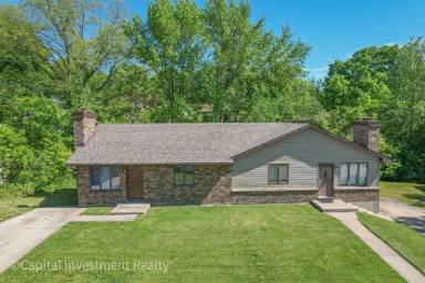 Main picture of 2139 Louis Dr
