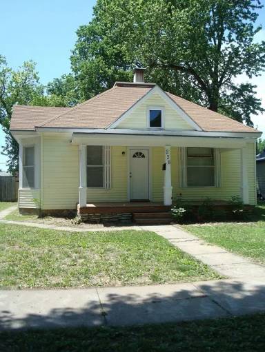 Main picture of 228 S 11th St