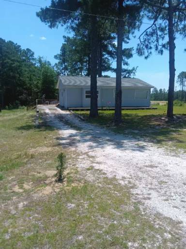 Main picture of 255 Rowe Ave