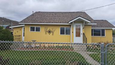 Main picture of 1221 E Gallatin St