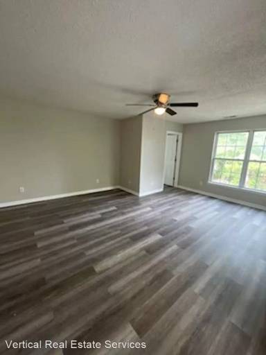 Main picture of 417 Jefferies Ln