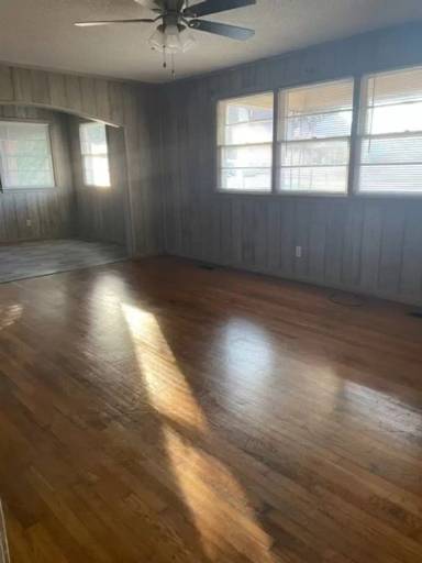 Main picture of 1308 W Alden Ave