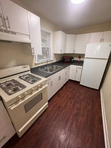 Main picture of 22 Cherry St