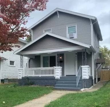 Main picture of 822 Siebert St