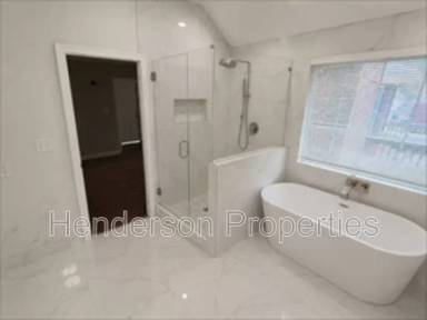Main picture of 2413 River Chase Dr