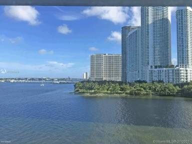 Main picture of Biscayne 21