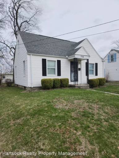Main picture of 756 Ewing Ave