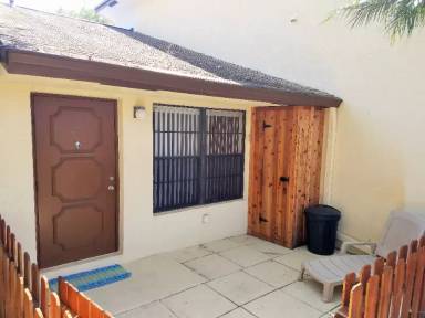 Main picture of 8183 SE Villa Way