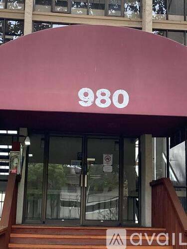 Main picture of 980 Kiely Blvd