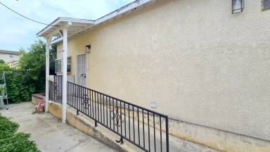 Main picture of 422-24 Harding Ave