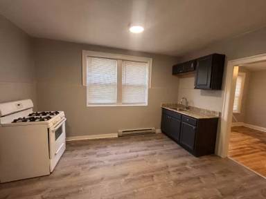 Main picture of 8348 S Maryland Ave