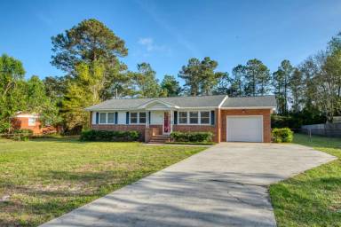 Main picture of 106 Pinecliff Dr