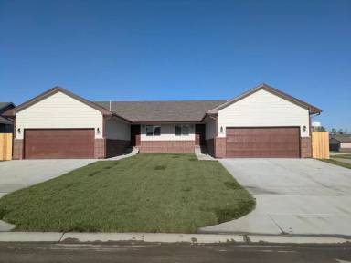 Main picture of 9201 E Fox Pointe Ct