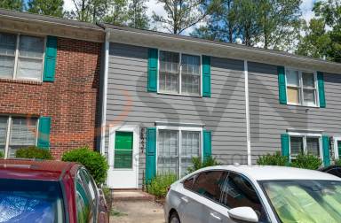 Main picture of 237 Bridgefield Pl