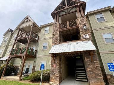 Main picture of 1611 Muscovy Way