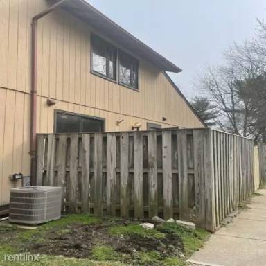 Main picture of 424 West Ct