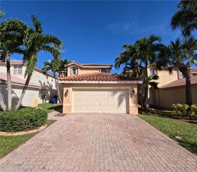 Main picture of 16235 SW 26th St