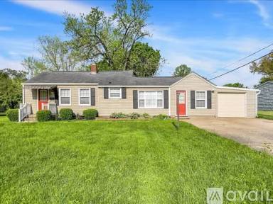 Main picture of 6742 Hillside Ave