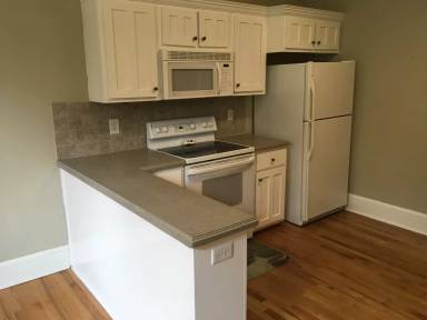 Main picture of 2549 Walton Way